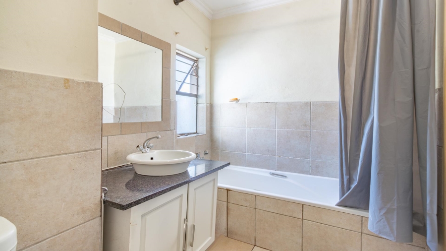 2 Bedroom Property for Sale in Klipkop Western Cape